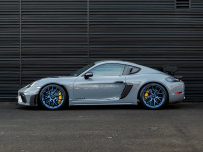 2023 Porsche 718 Cayman GT4 RS