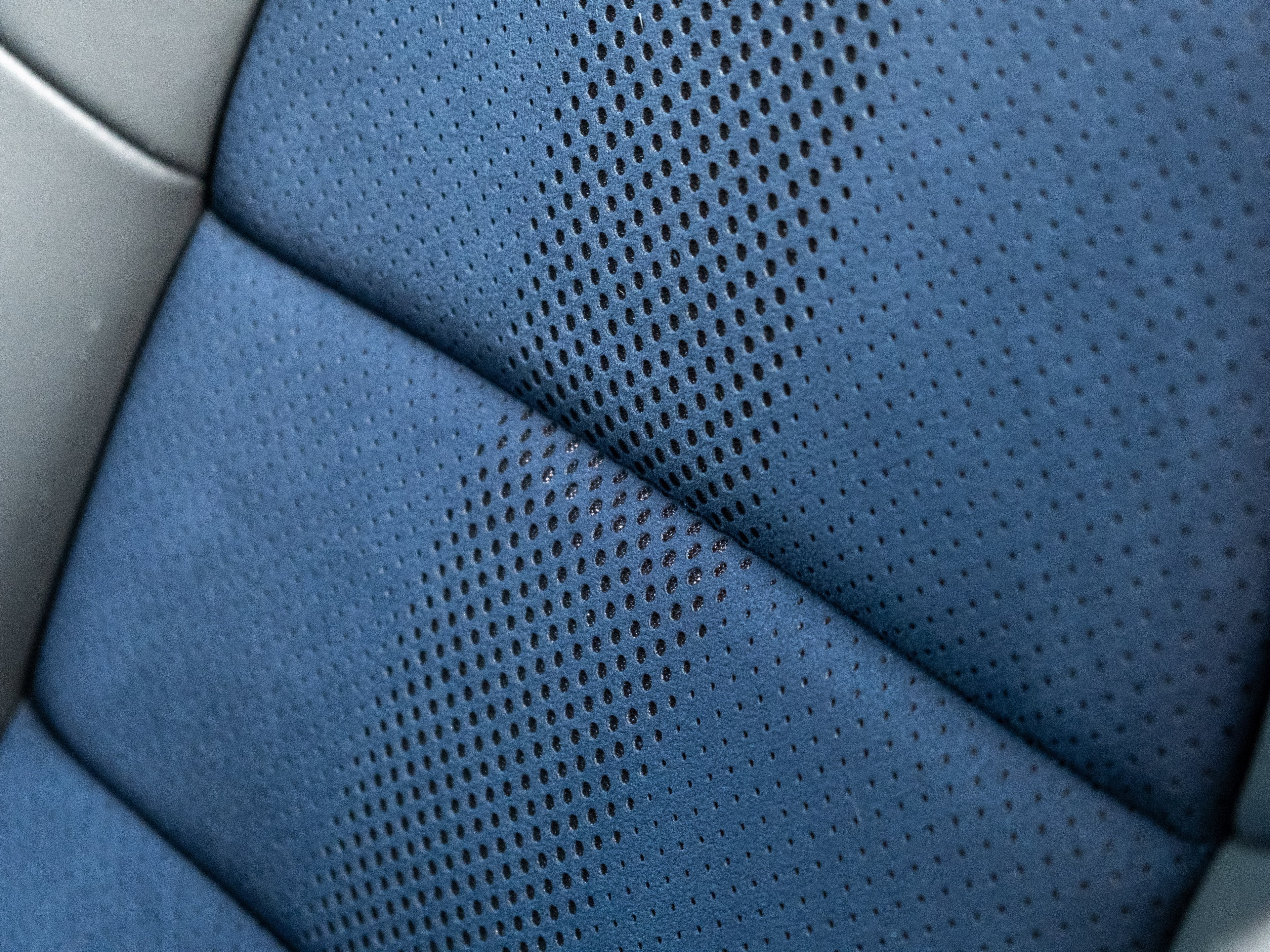 2023 Porsche 718 Cayman GT4 RS