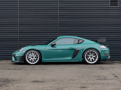 2024 Porsche 718 Cayman GT4 RS