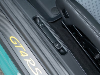 2024 Porsche 718 Cayman GT4 RS