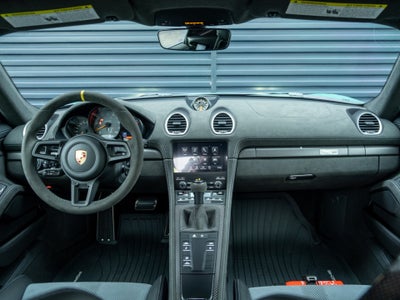 2024 Porsche 718 Cayman GT4 RS