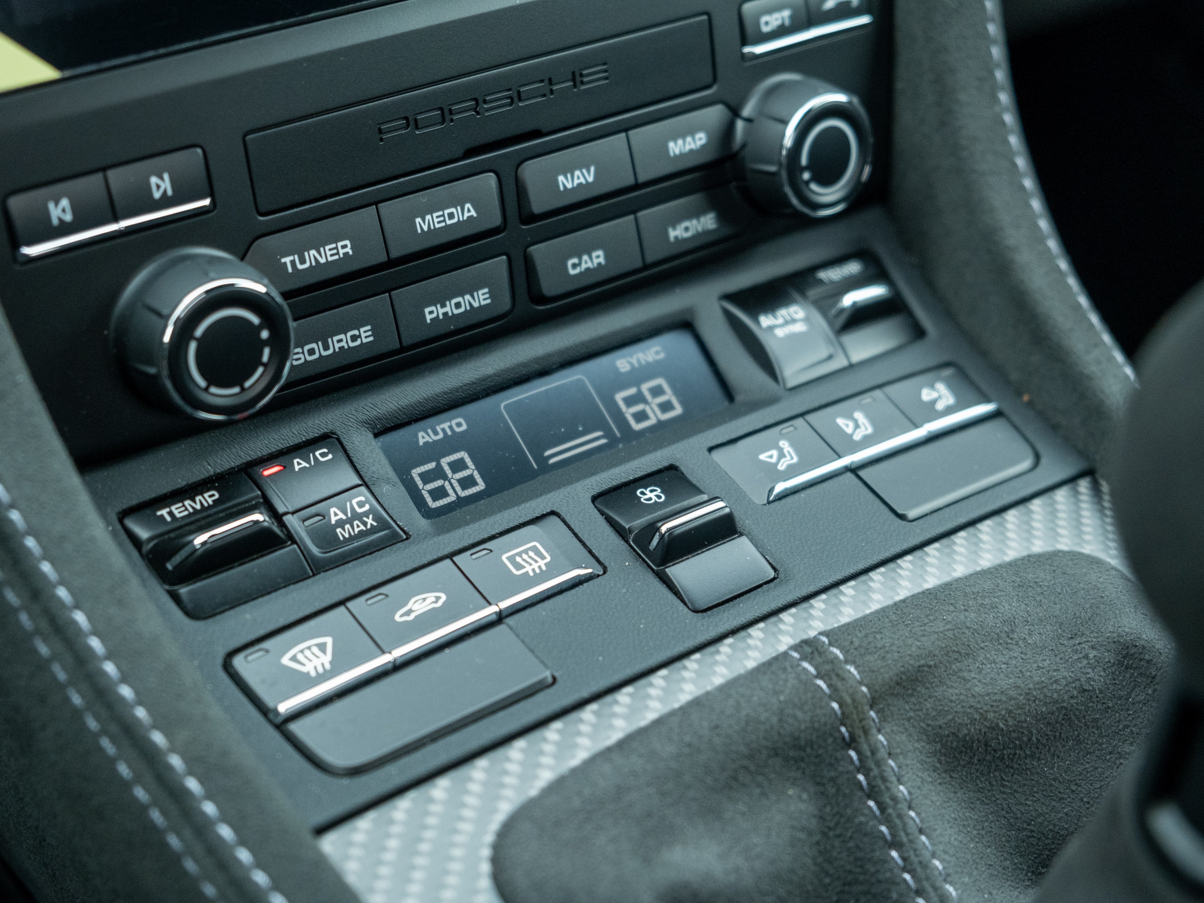 2024 Porsche 718 Cayman GT4 RS