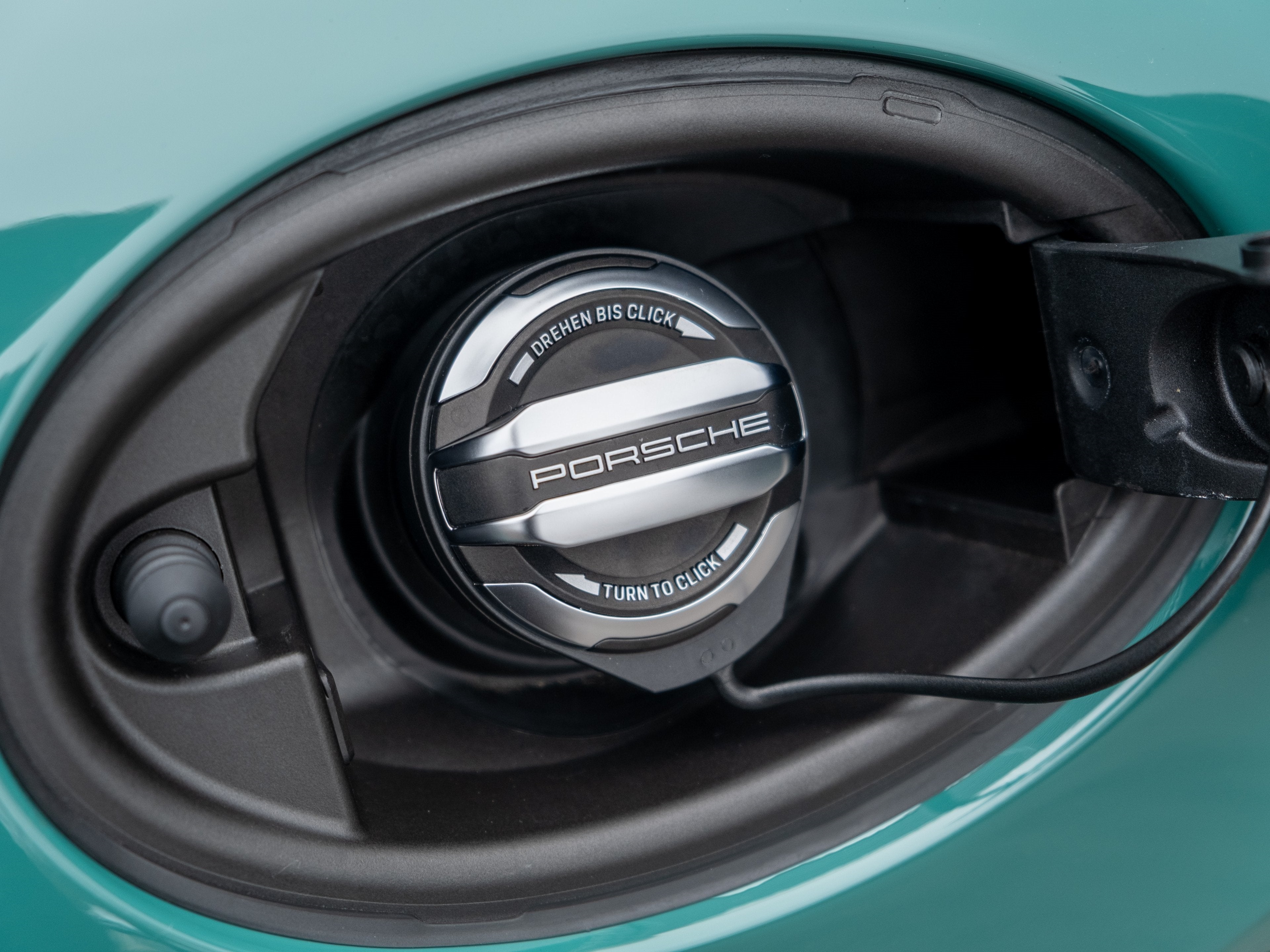 2024 Porsche 718 Cayman GT4 RS