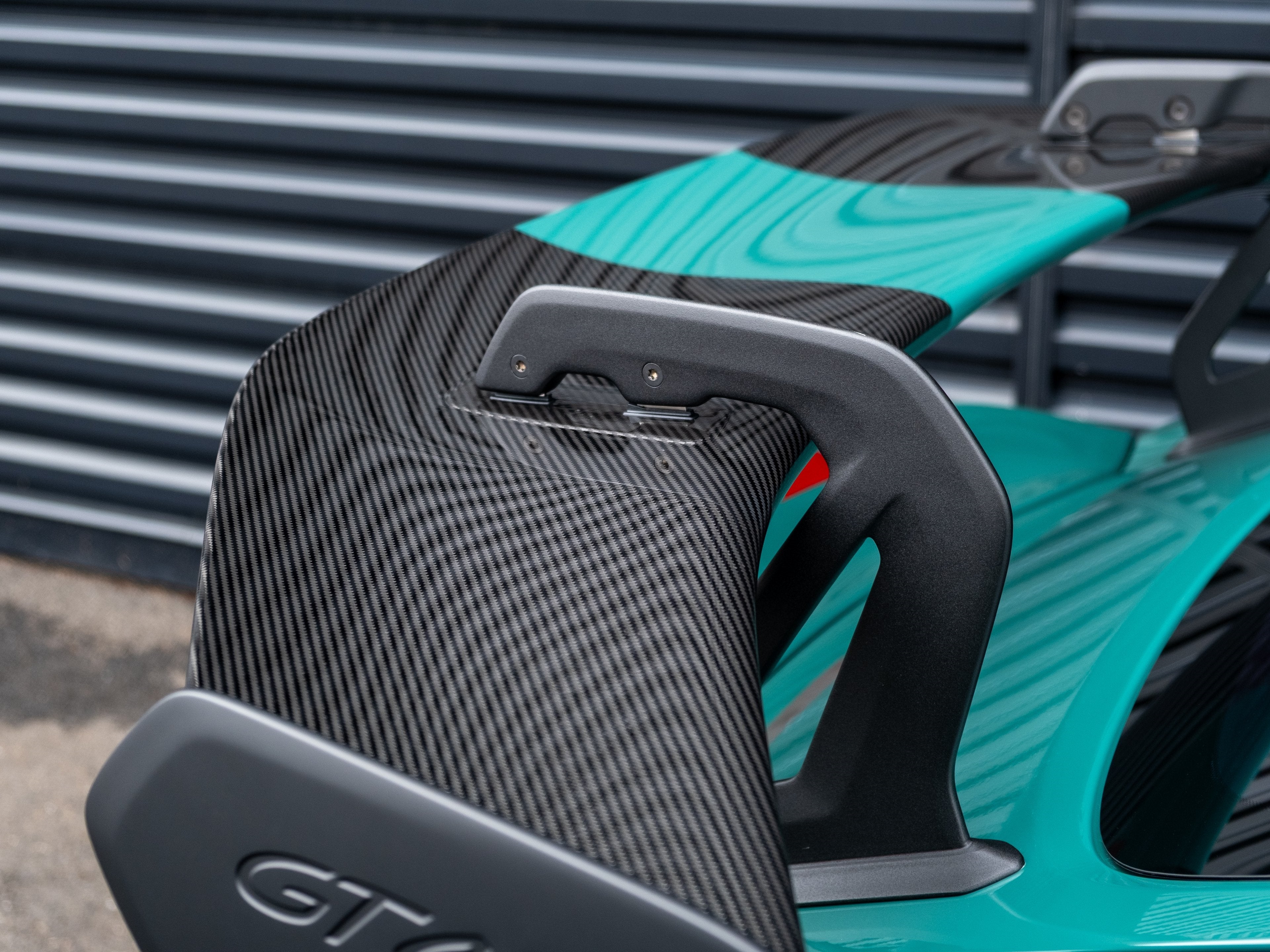 2024 Porsche 718 Cayman GT4 RS