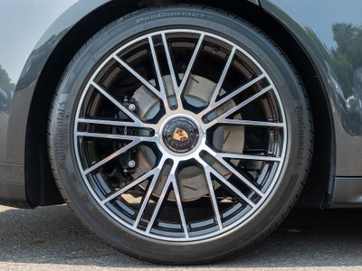 2026 Porsche Panamera GTS