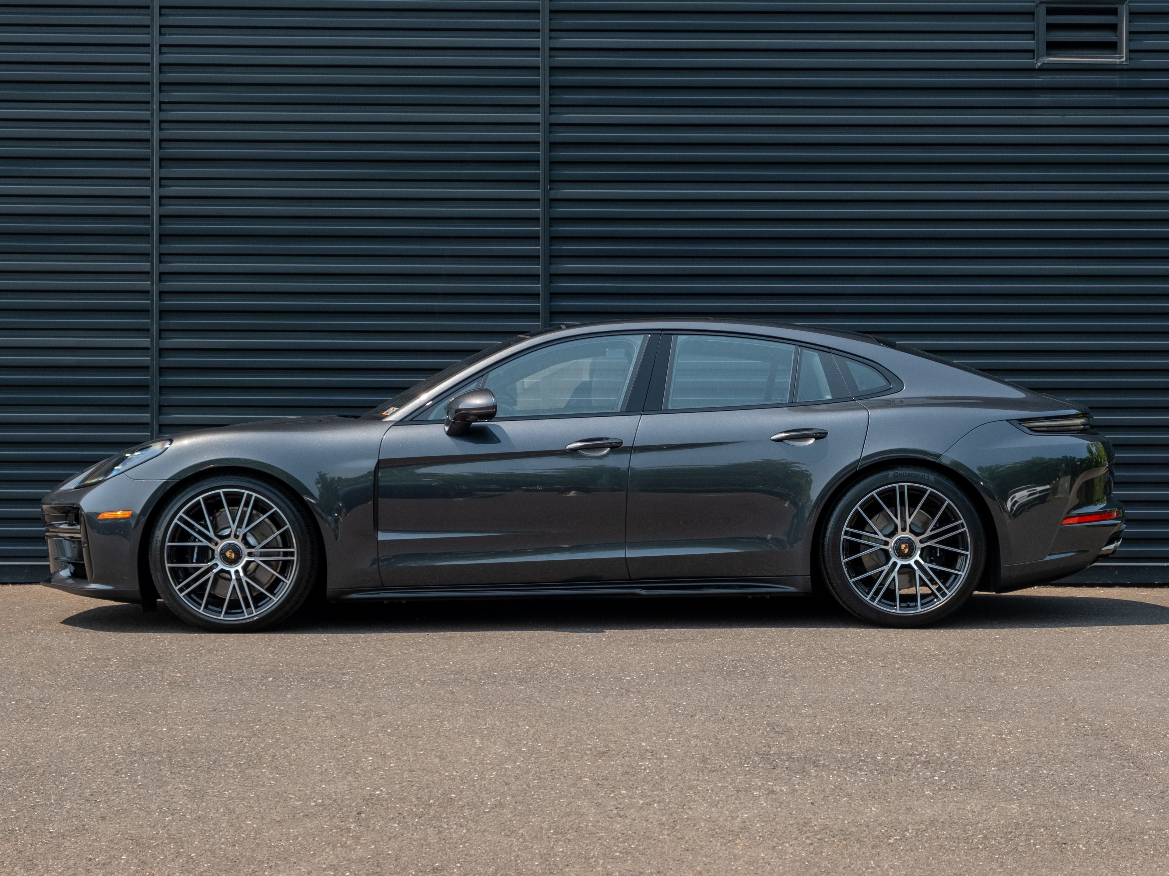 2026 Porsche Panamera GTS