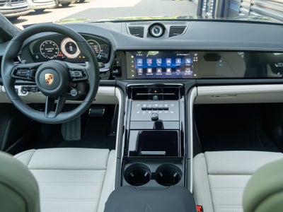 2026 Porsche Panamera GTS