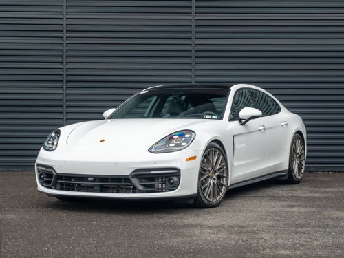 2023 Porsche Panamera 4 Platinum Edition