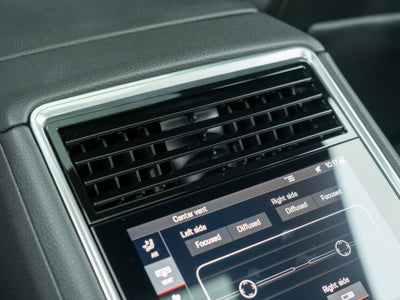 2023 Porsche Panamera 4 Platinum Edition