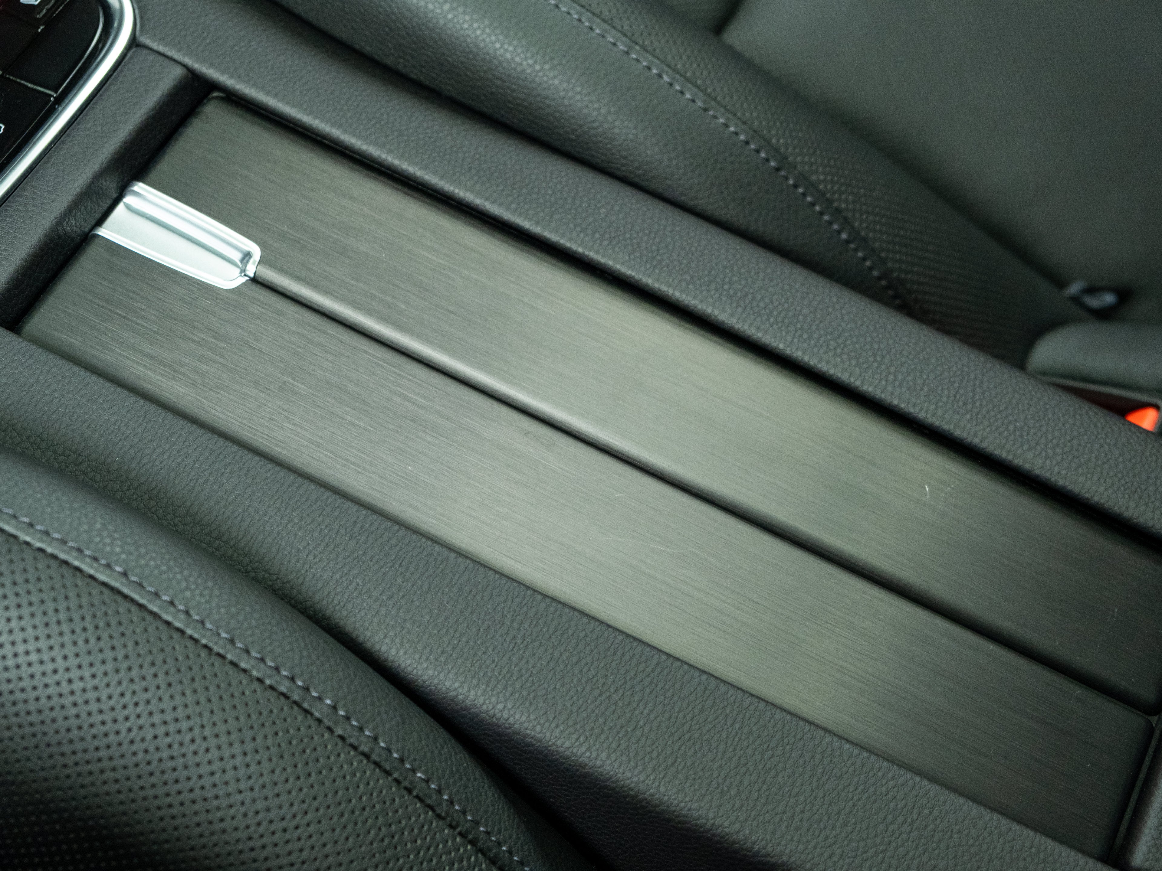 2023 Porsche Panamera 4 Platinum Edition