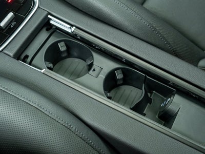 2023 Porsche Panamera 4 Platinum Edition