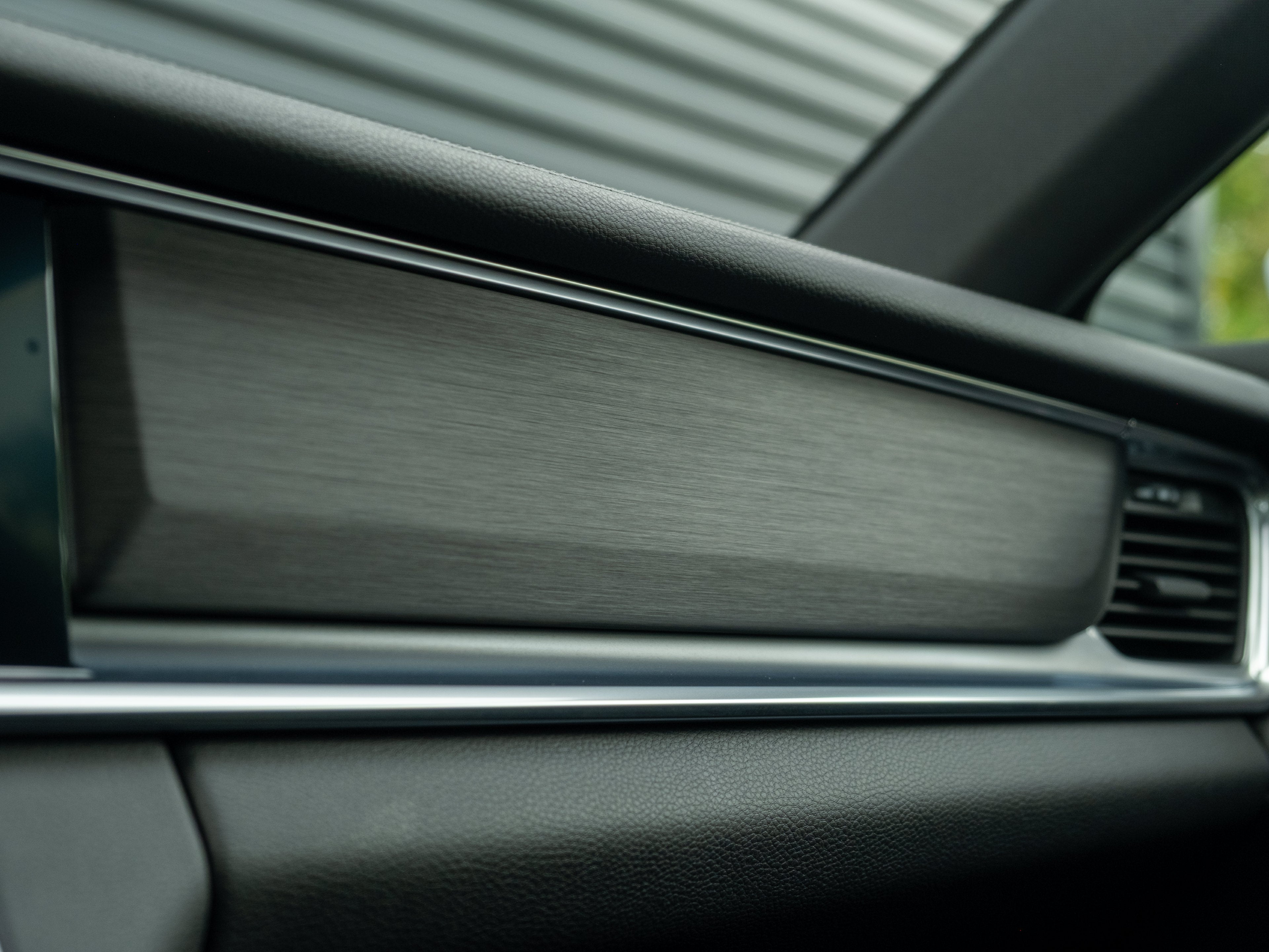 2023 Porsche Panamera 4 Platinum Edition