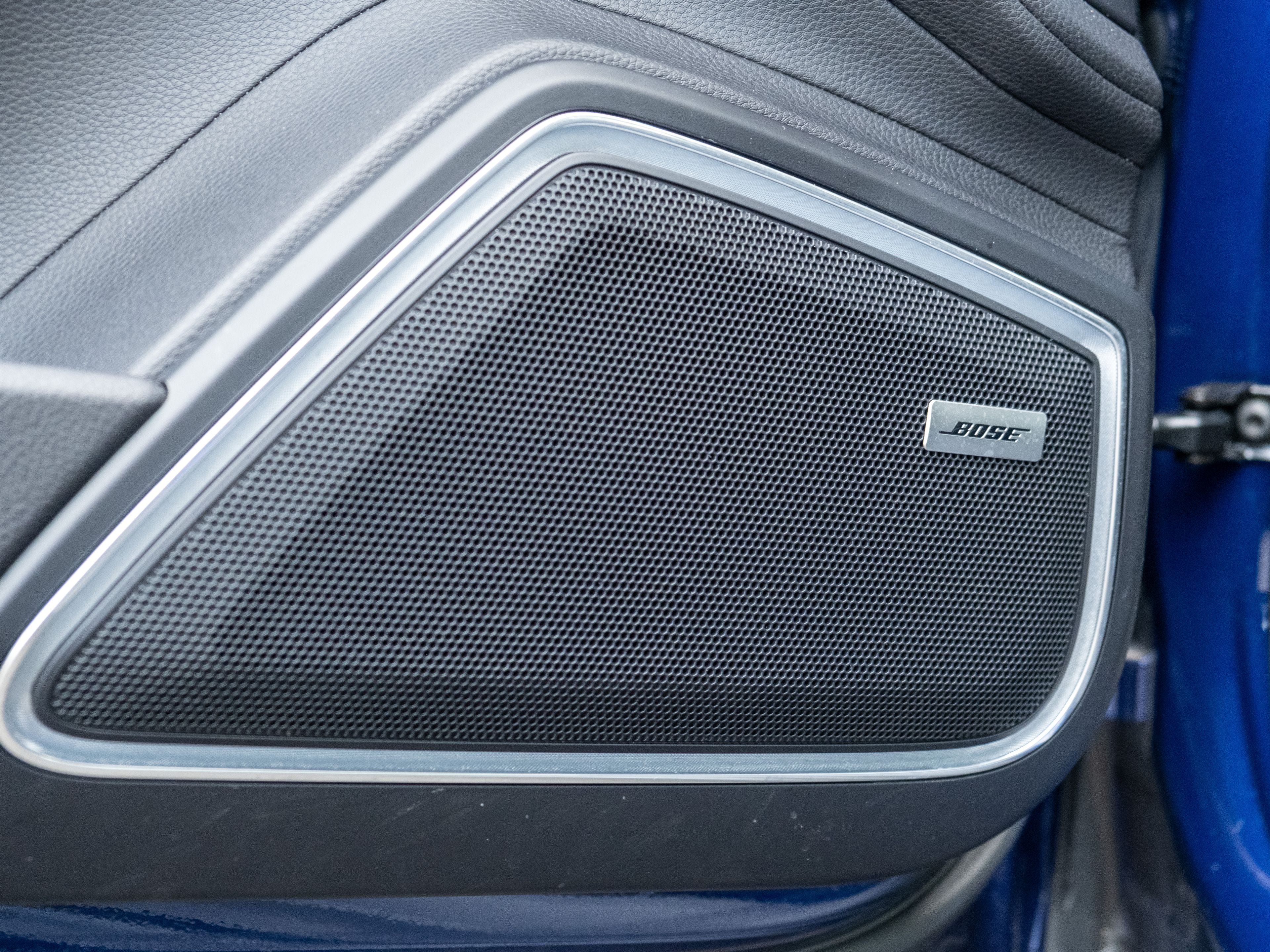 2022 Porsche Panamera 4 Platinum Edition
