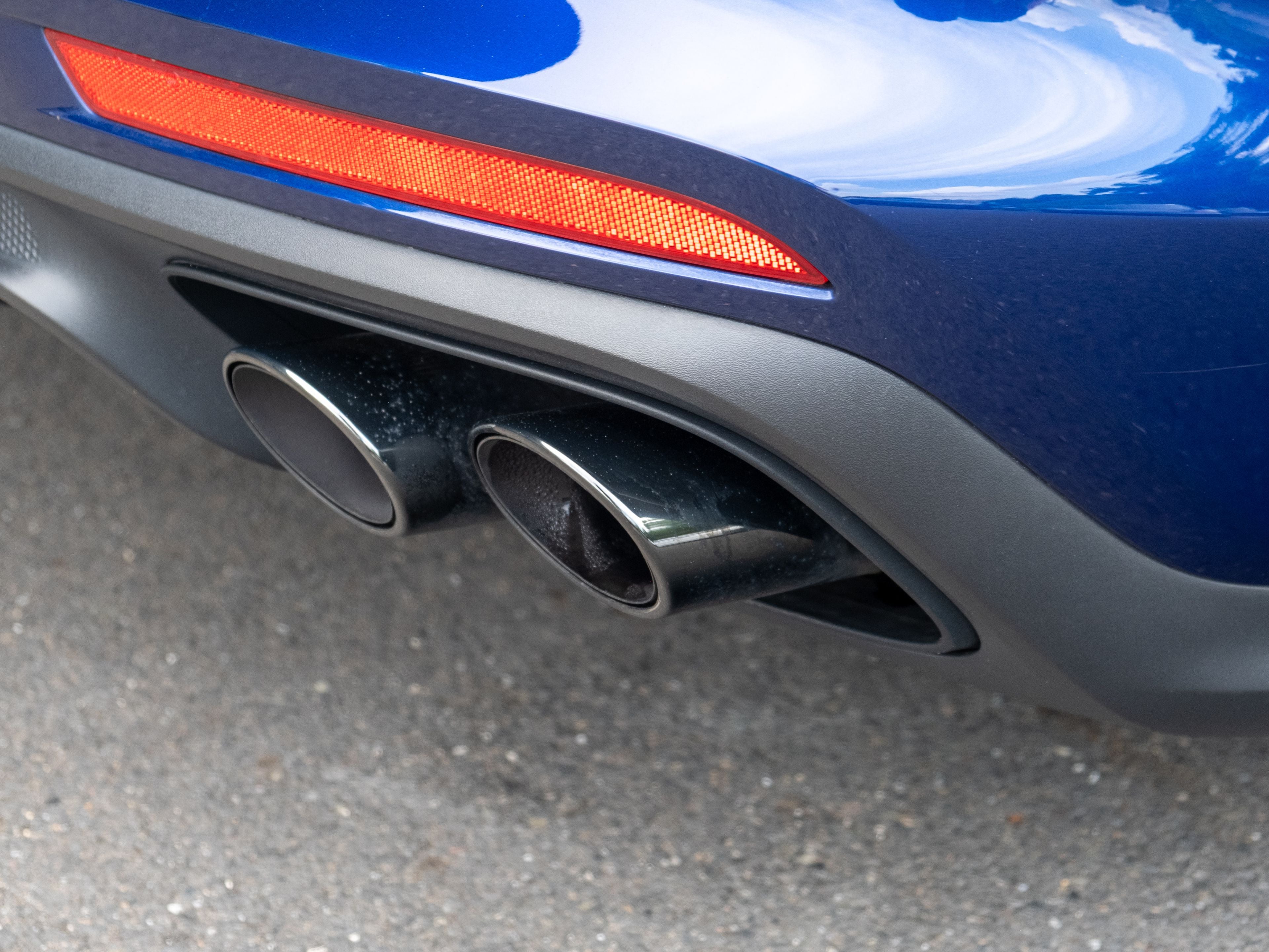 2022 Porsche Panamera 4 Platinum Edition