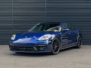 2022 Porsche Panamera 4 Platinum Edition
