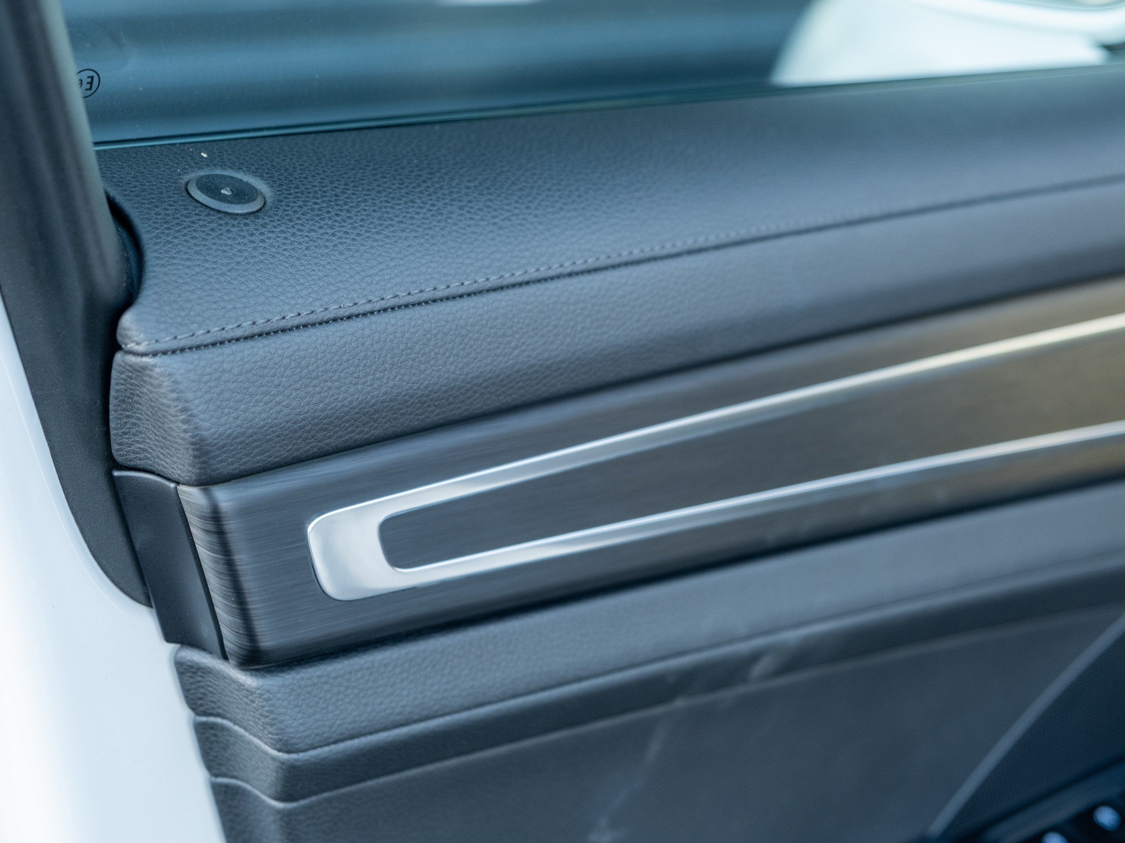 2023 Porsche Panamera 4 Platinum Edition