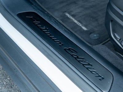 2023 Porsche Panamera 4 Platinum Edition