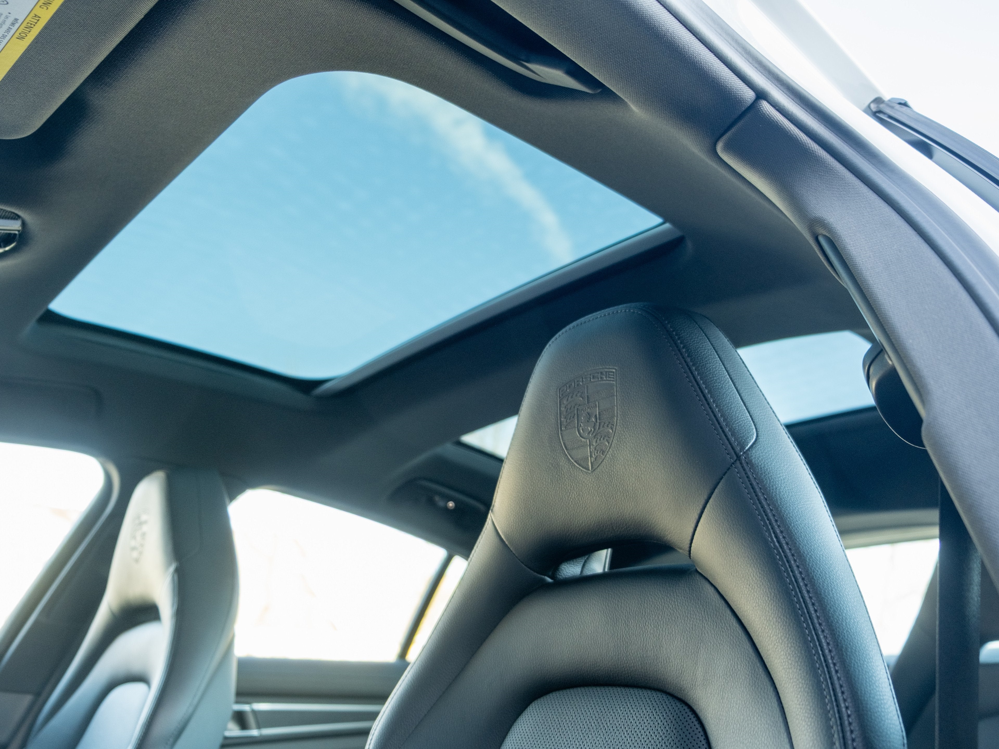 2023 Porsche Panamera 4 Platinum Edition