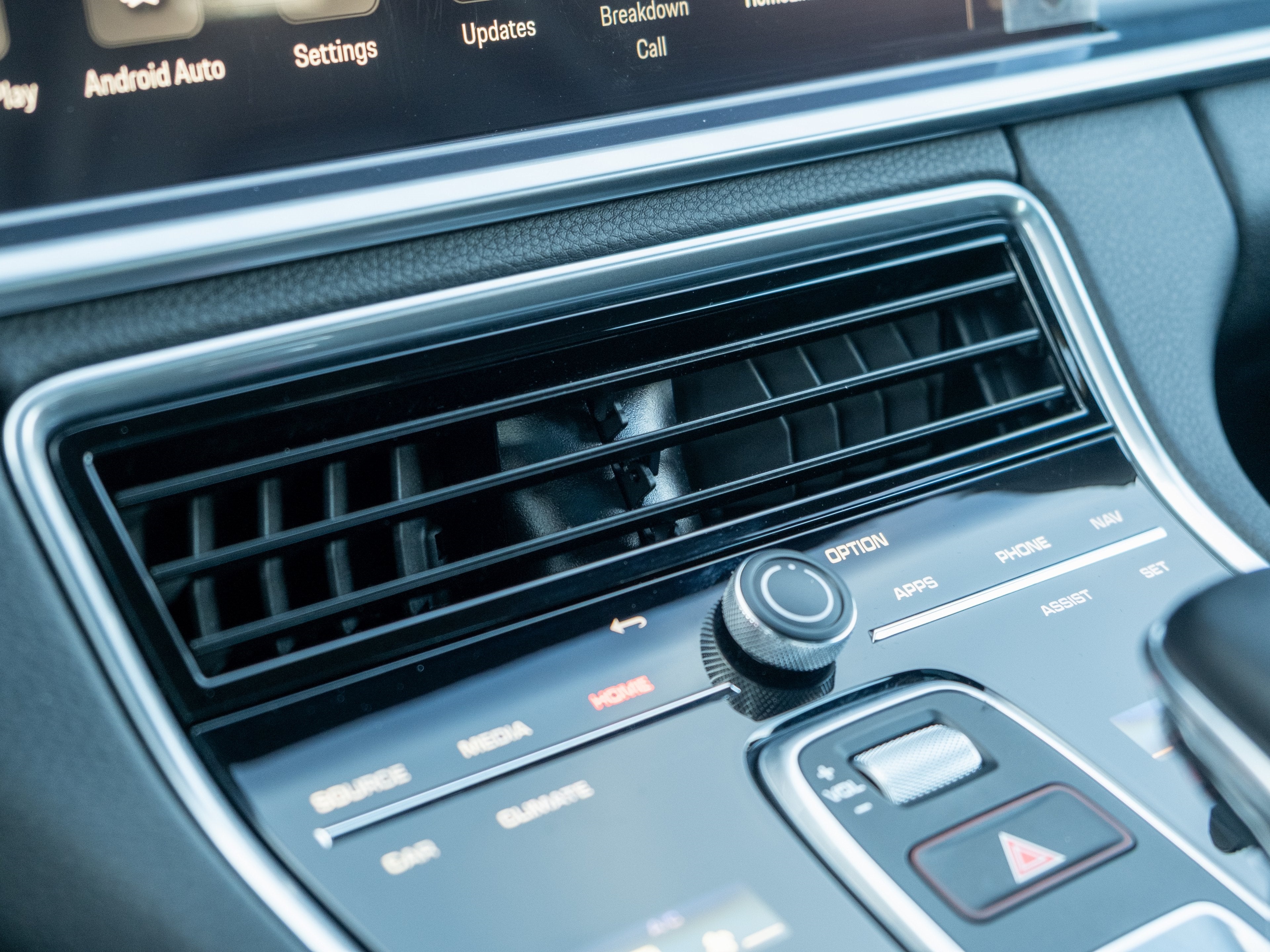 2023 Porsche Panamera 4 Platinum Edition