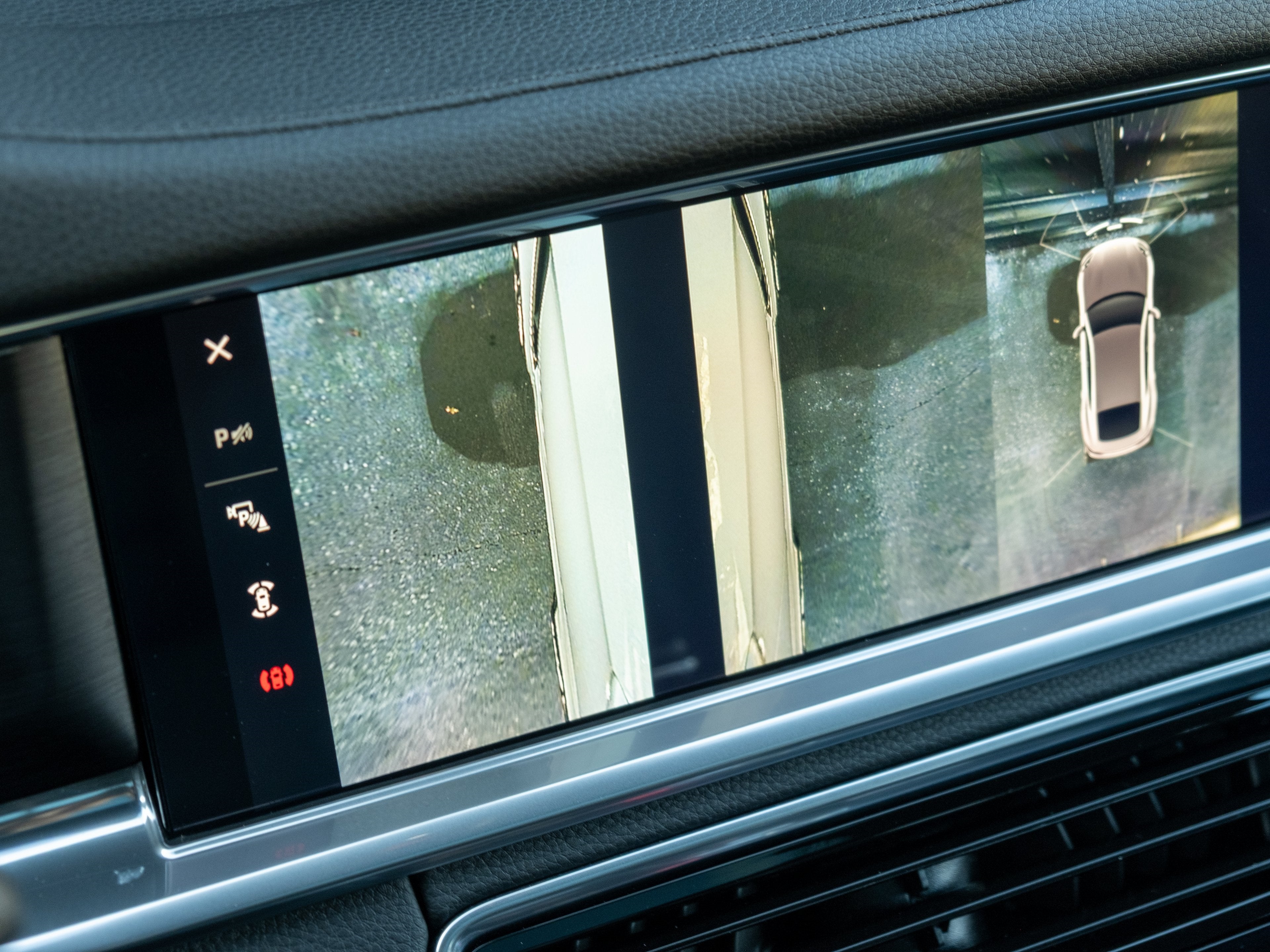 2023 Porsche Panamera 4 Platinum Edition