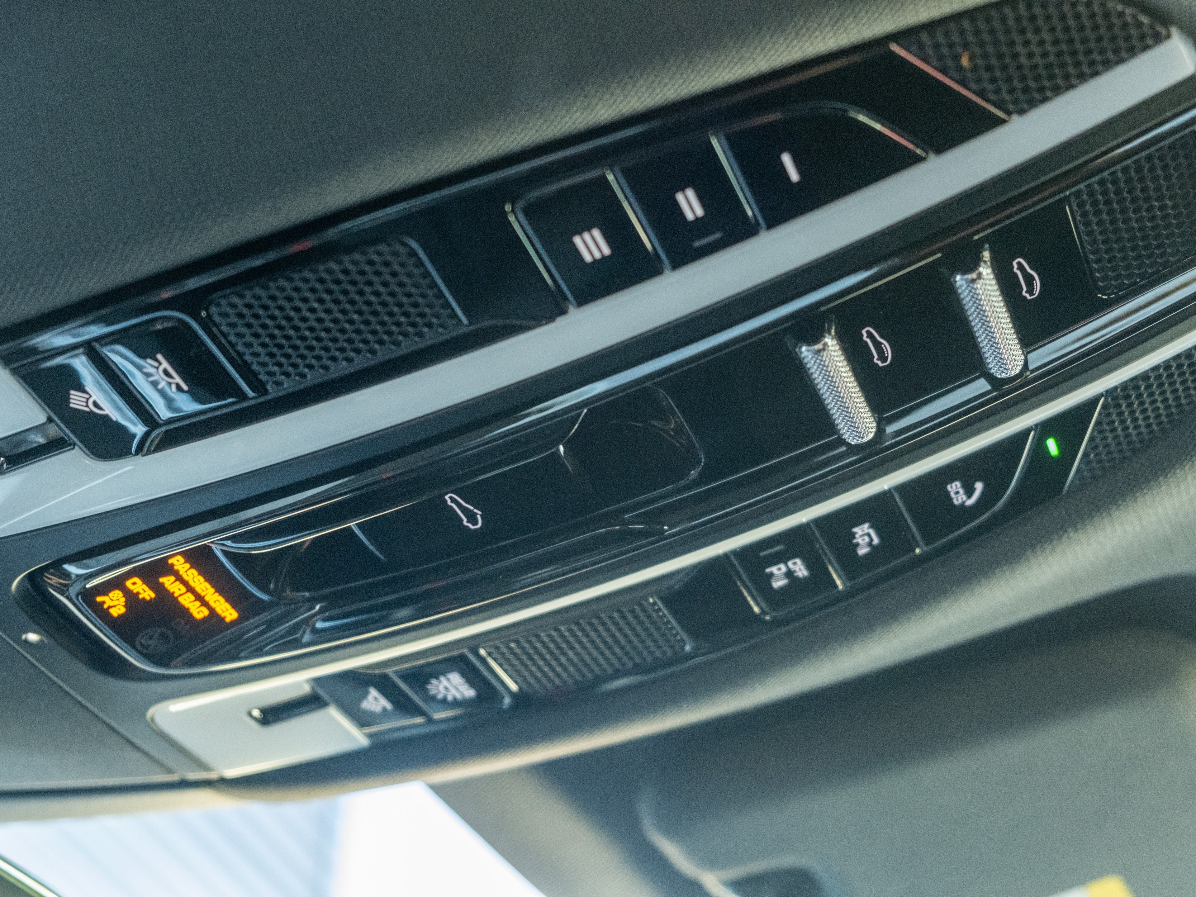 2023 Porsche Panamera 4 Platinum Edition