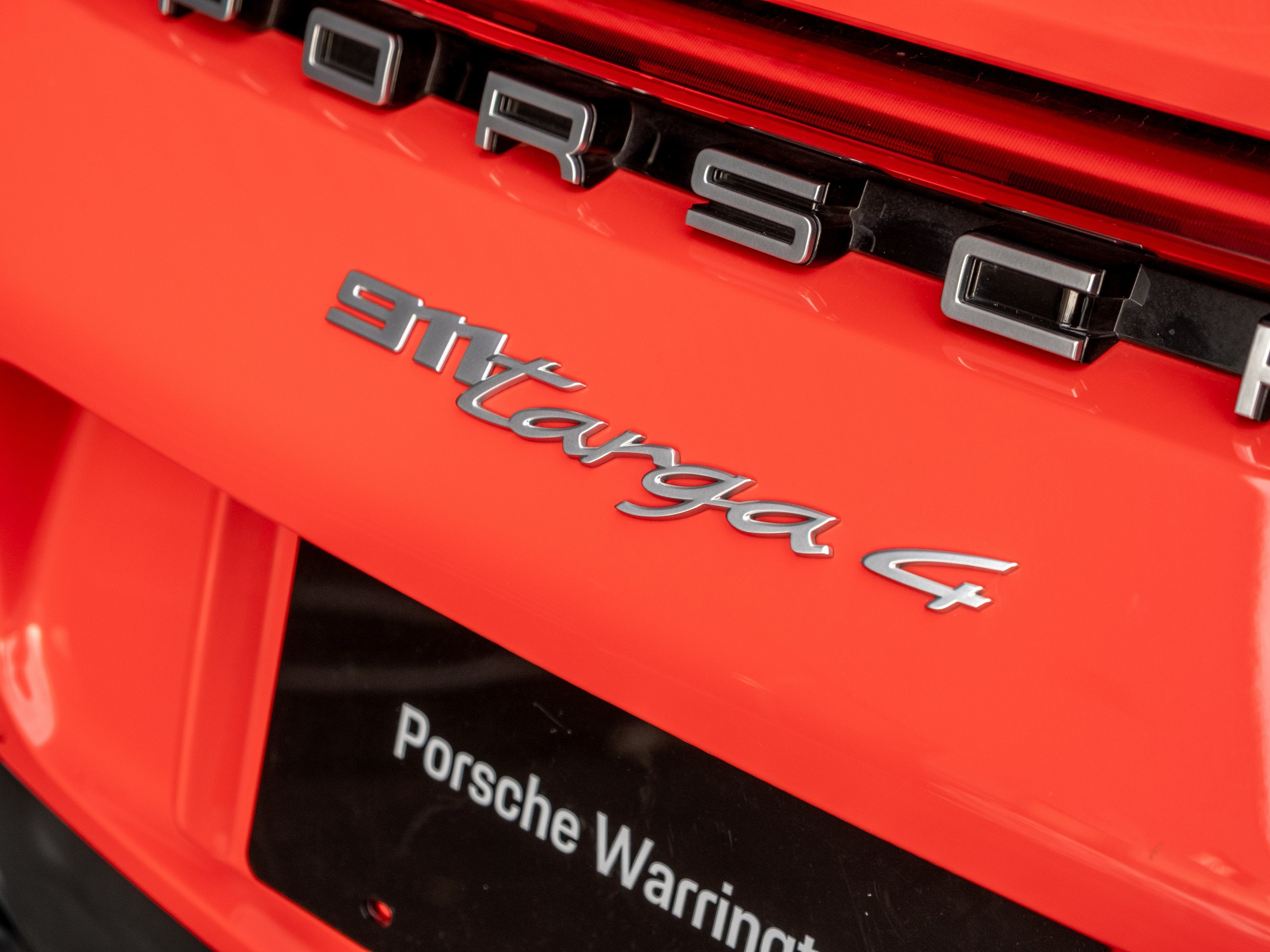 2021 Porsche 911 Targa 4