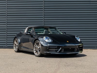 2022 Porsche 911 Targa 4 GTS