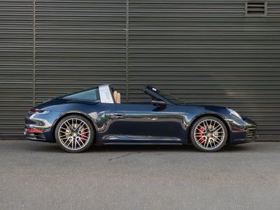 2022 Porsche 911 Targa 4S