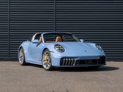 2025 Porsche 911 Targa 4 GTS