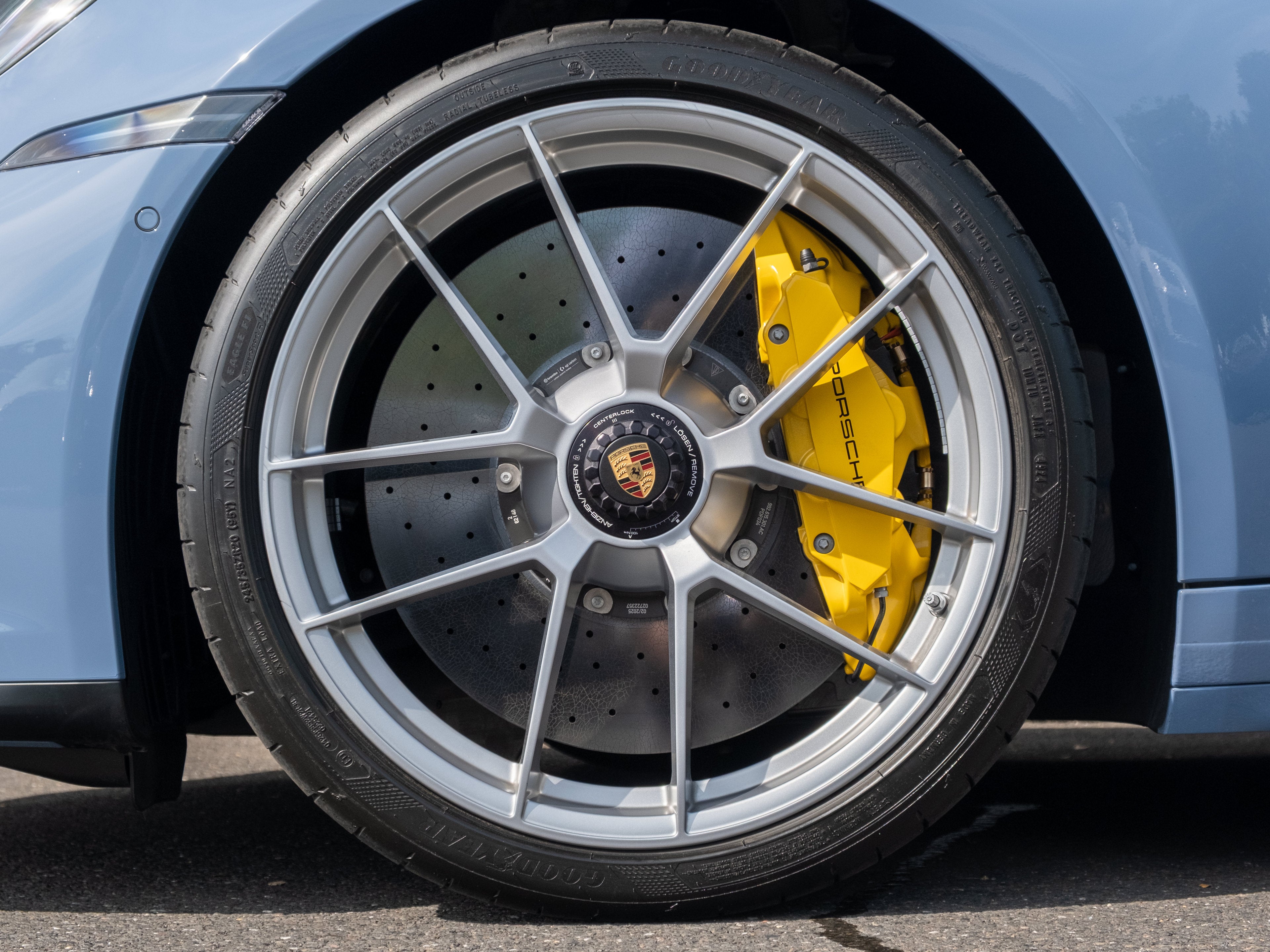 2025 Porsche 911 Targa 4 GTS