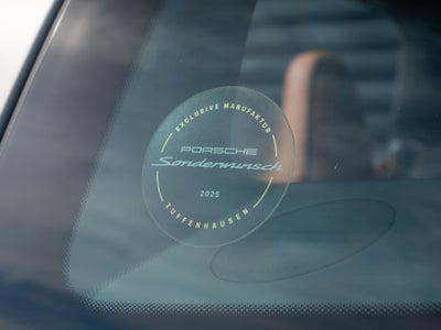 2025 Porsche 911 Targa 4 GTS