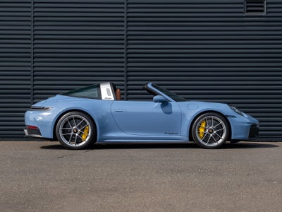 2025 Porsche 911 Targa 4 GTS