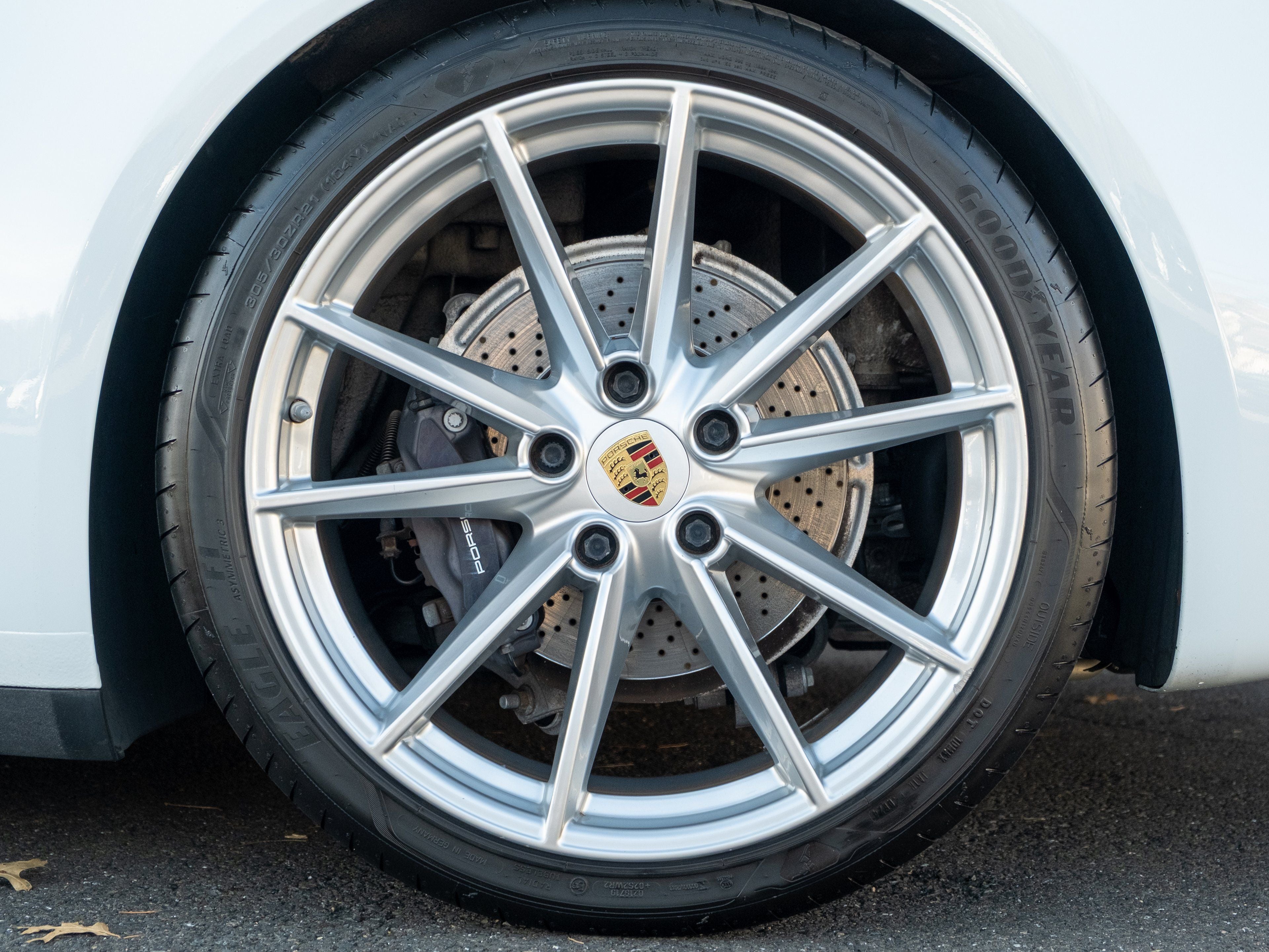 2021 Porsche 911 Carrera