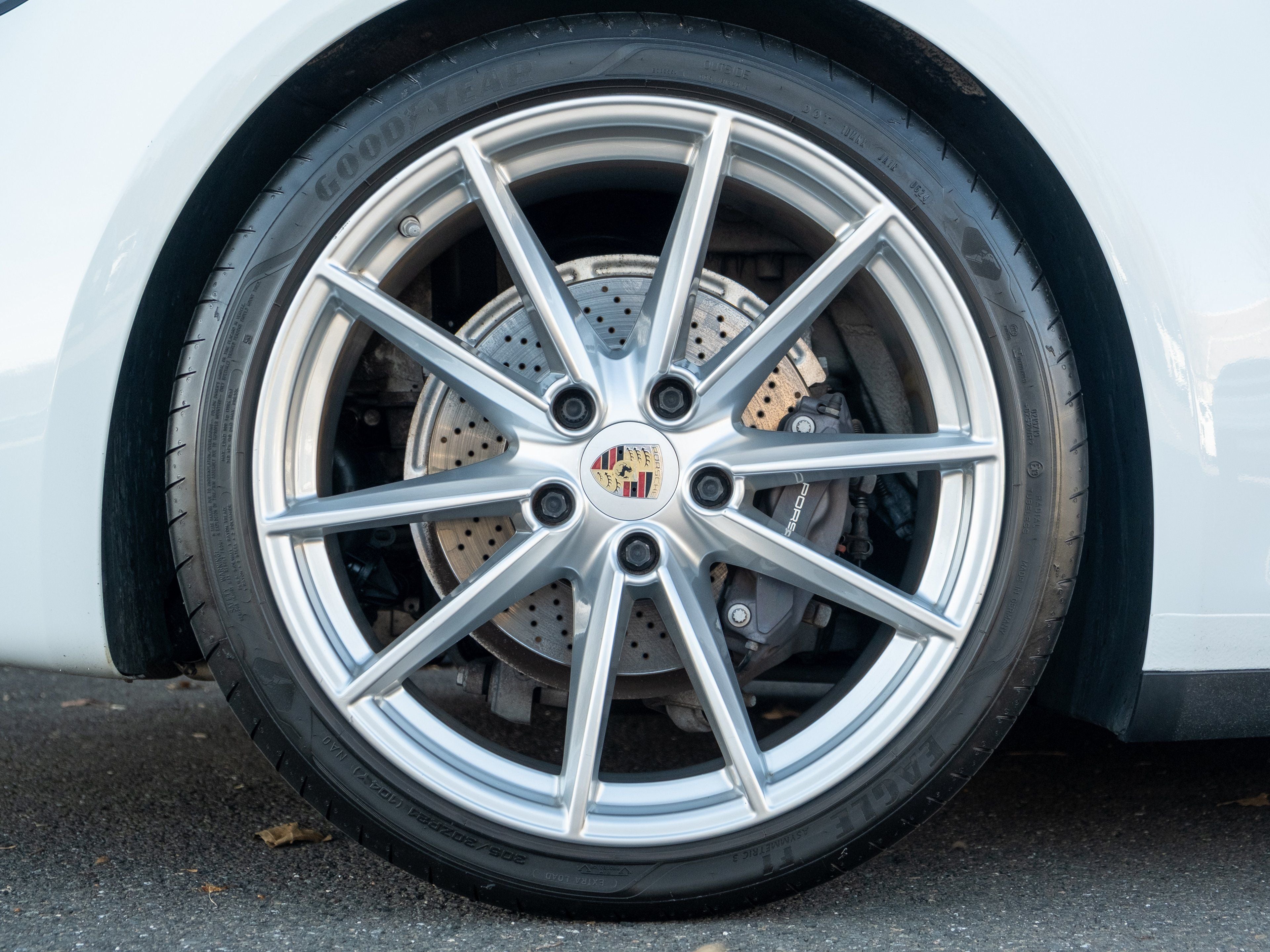 2021 Porsche 911 Carrera