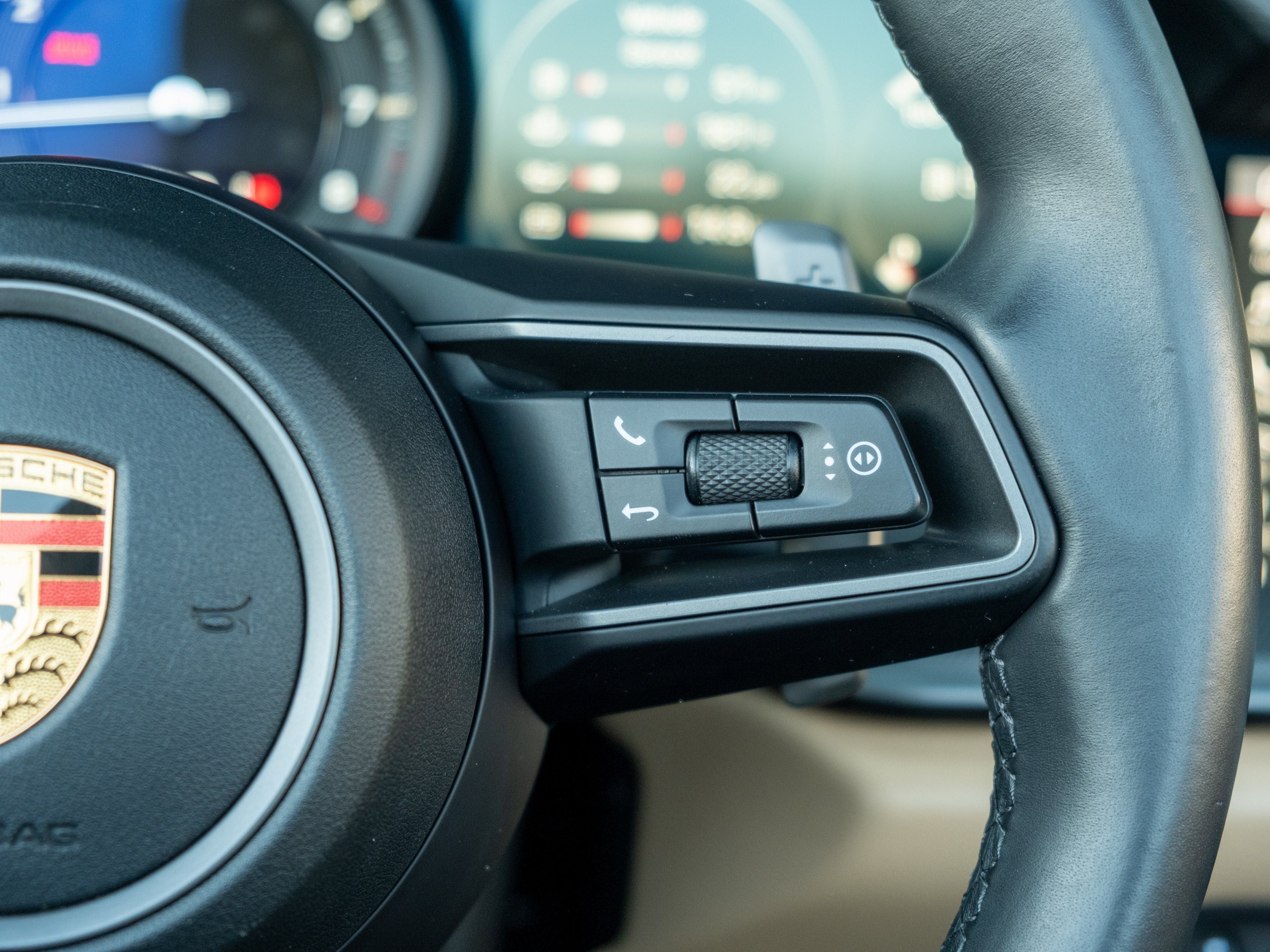 2021 Porsche 911 Carrera