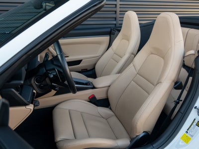 2021 Porsche 911 Carrera