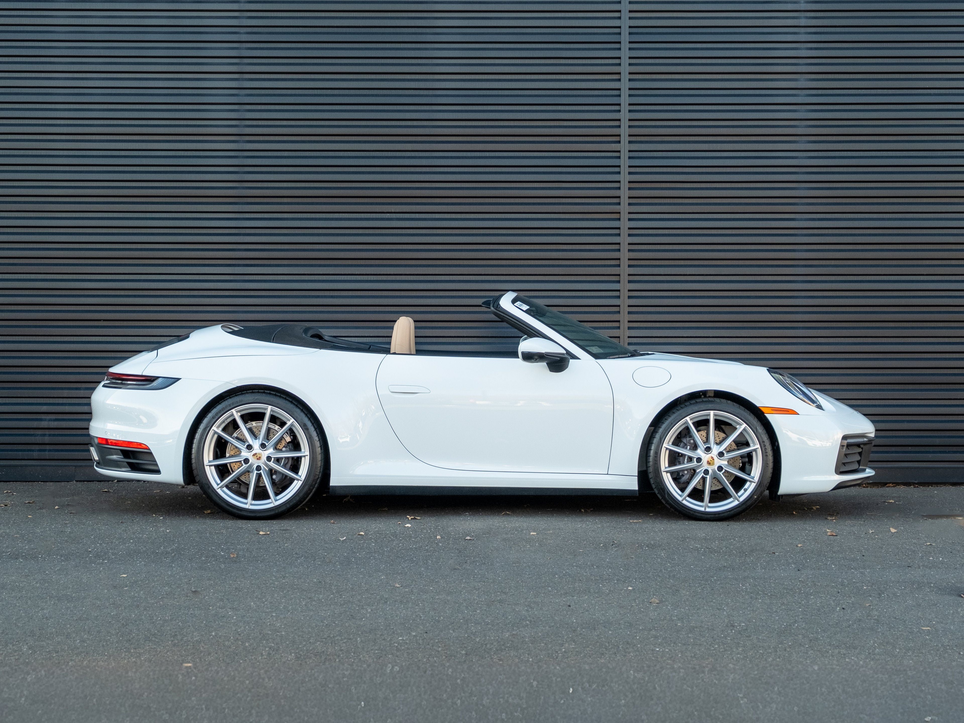 2021 Porsche 911 Carrera