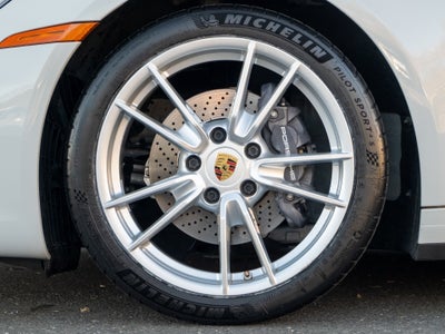 2021 Porsche 911 Carrera