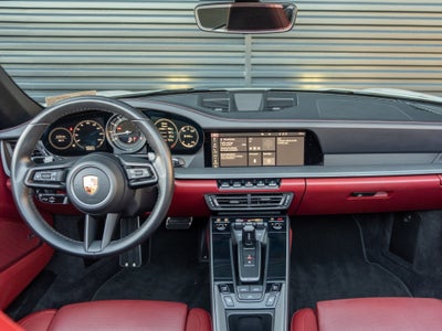 2021 Porsche 911 Carrera