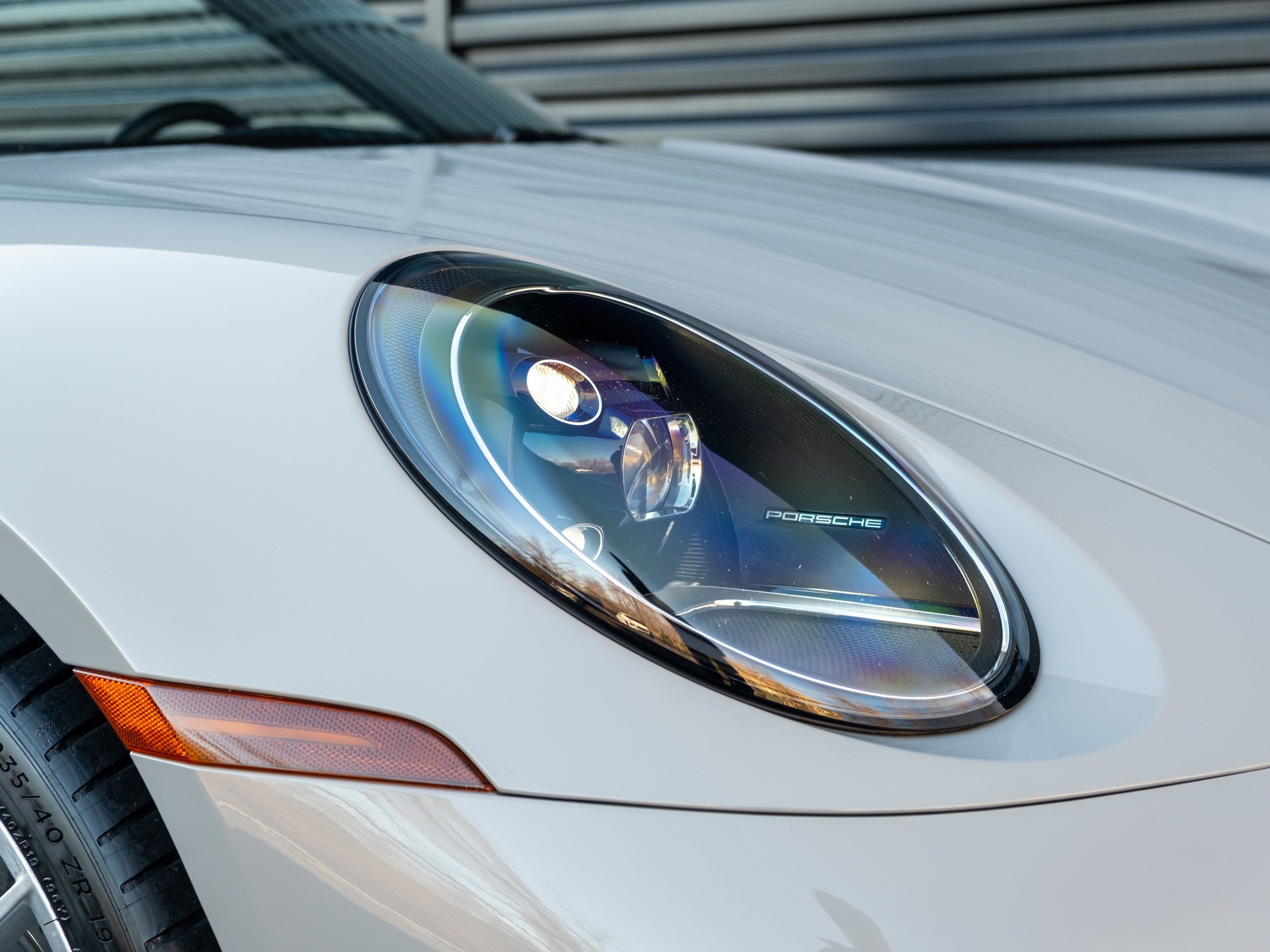 2021 Porsche 911 Carrera