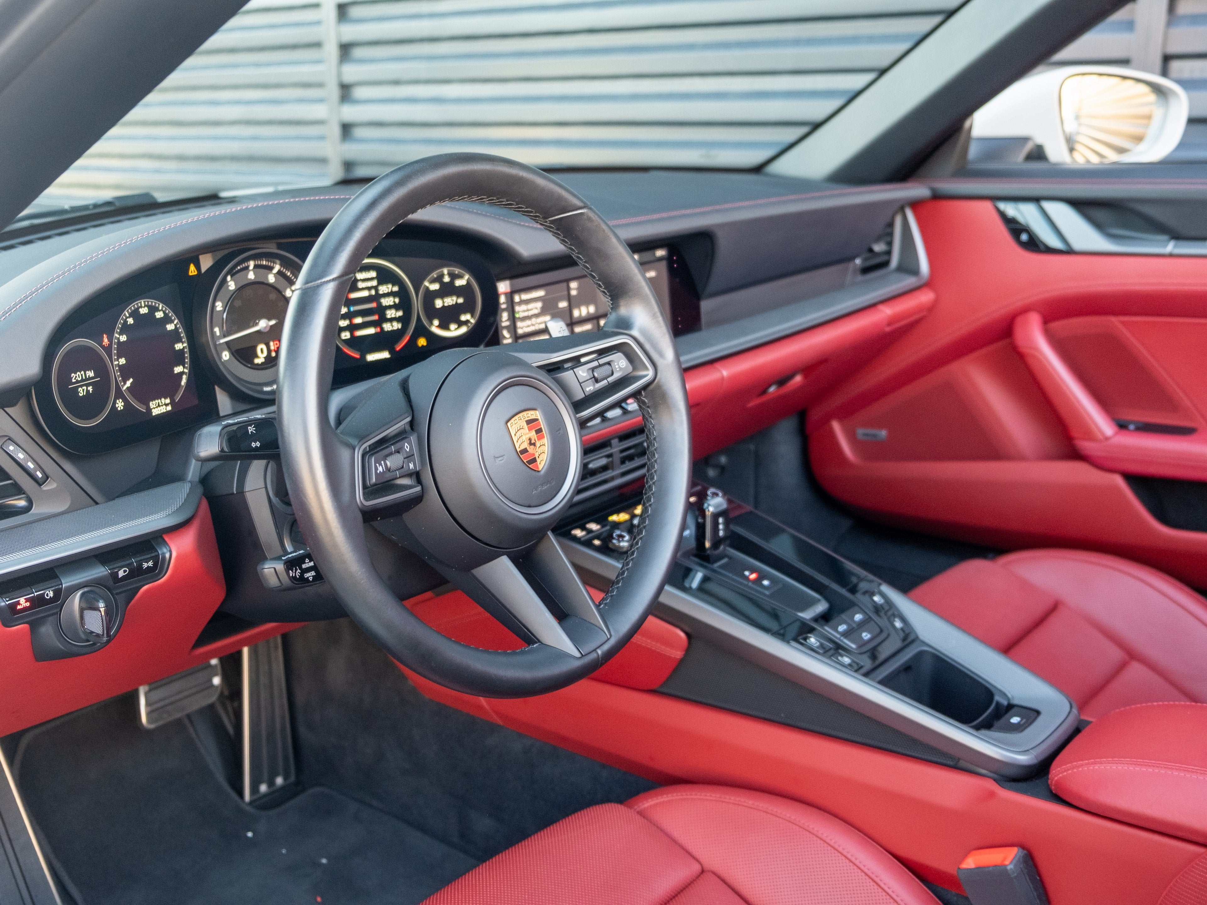 2021 Porsche 911 Carrera