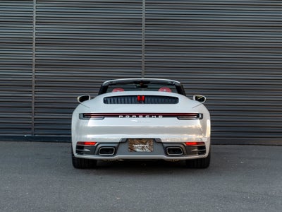 2021 Porsche 911 Carrera