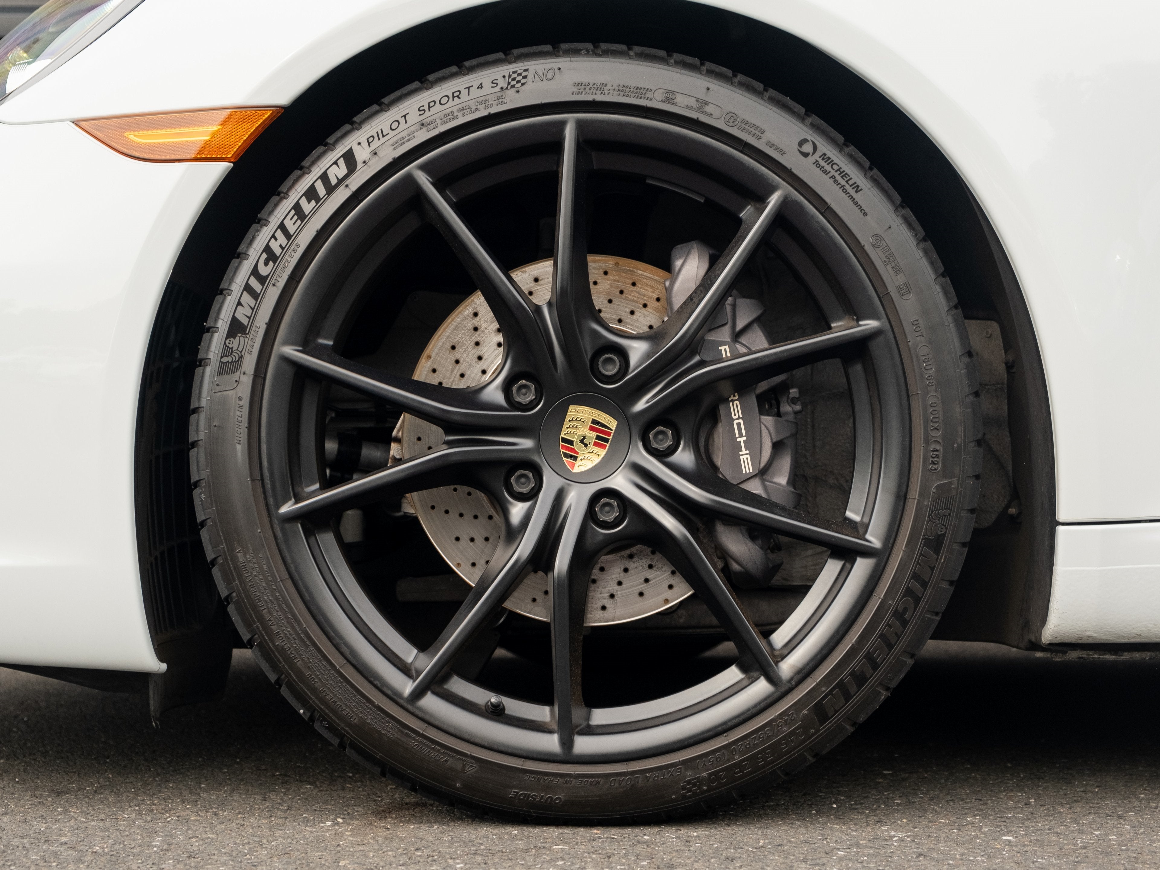 2017 Porsche 911 Carrera