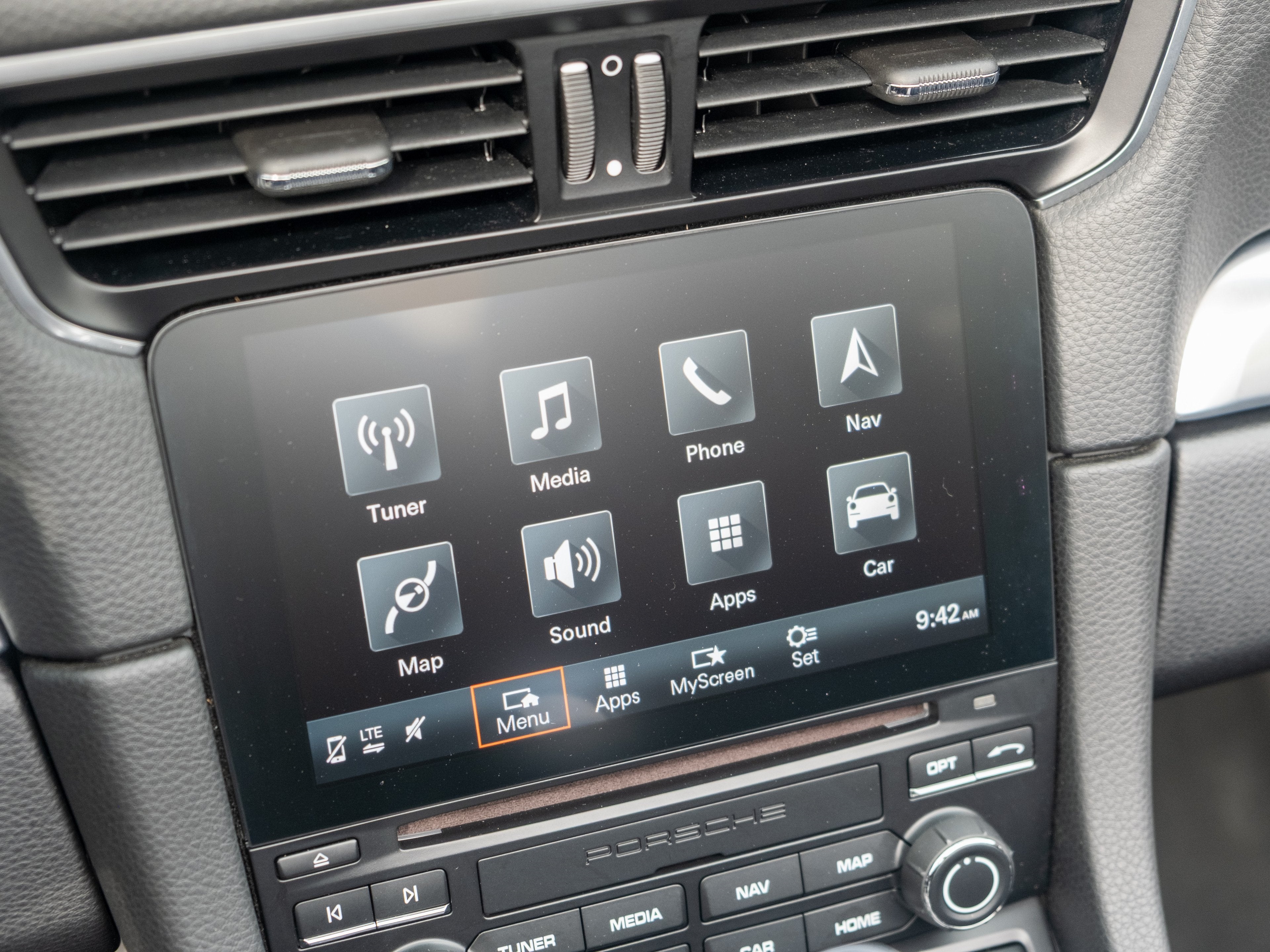 2017 Porsche 911 Carrera