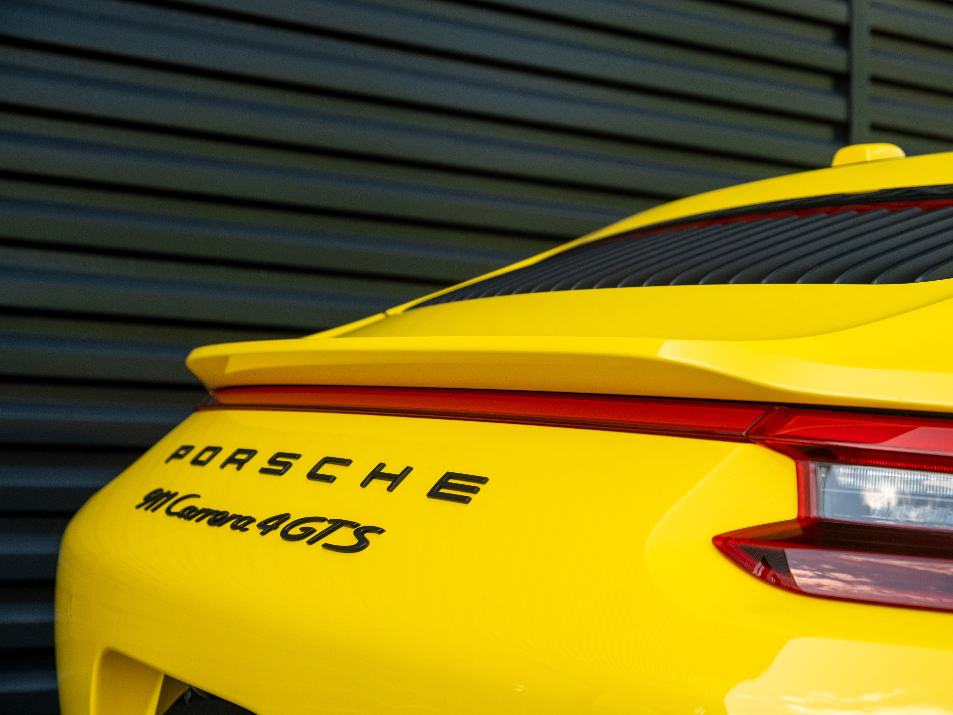 2018 Porsche 911 Carrera 4 GTS