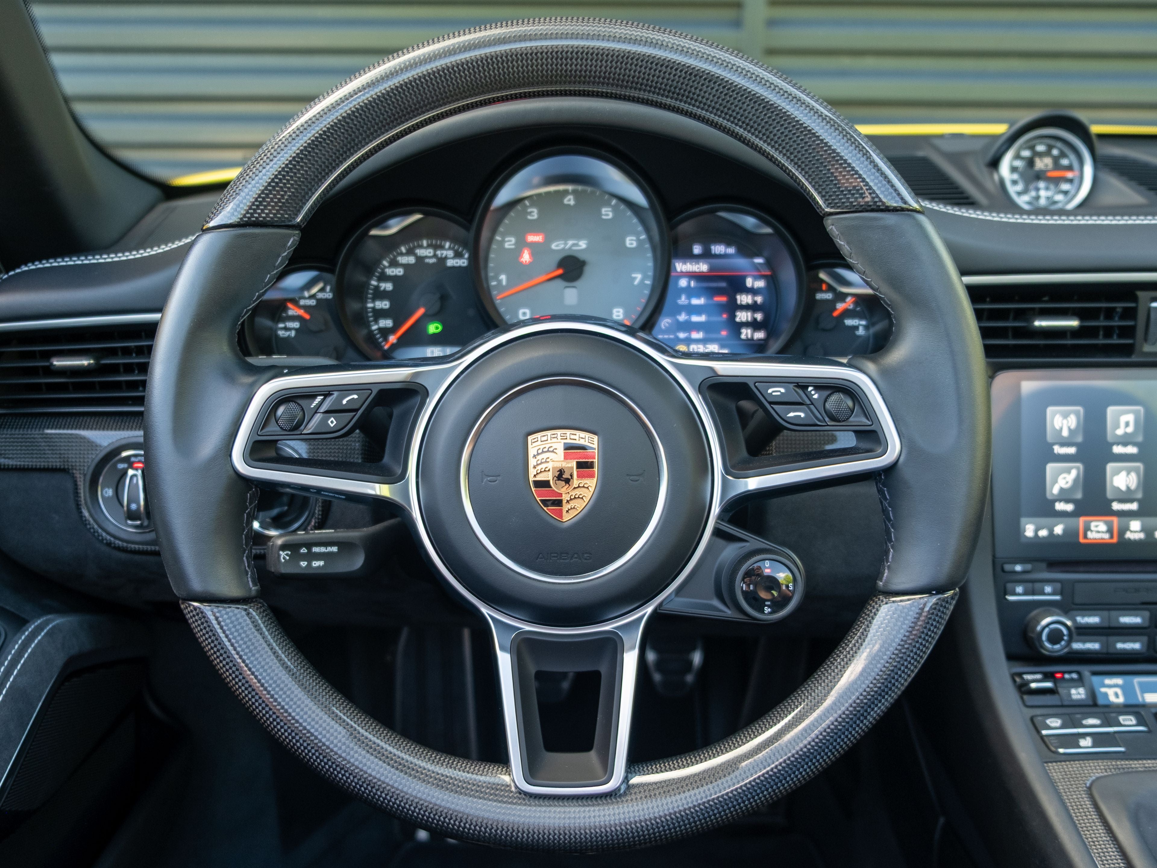 2018 Porsche 911 Carrera 4 GTS