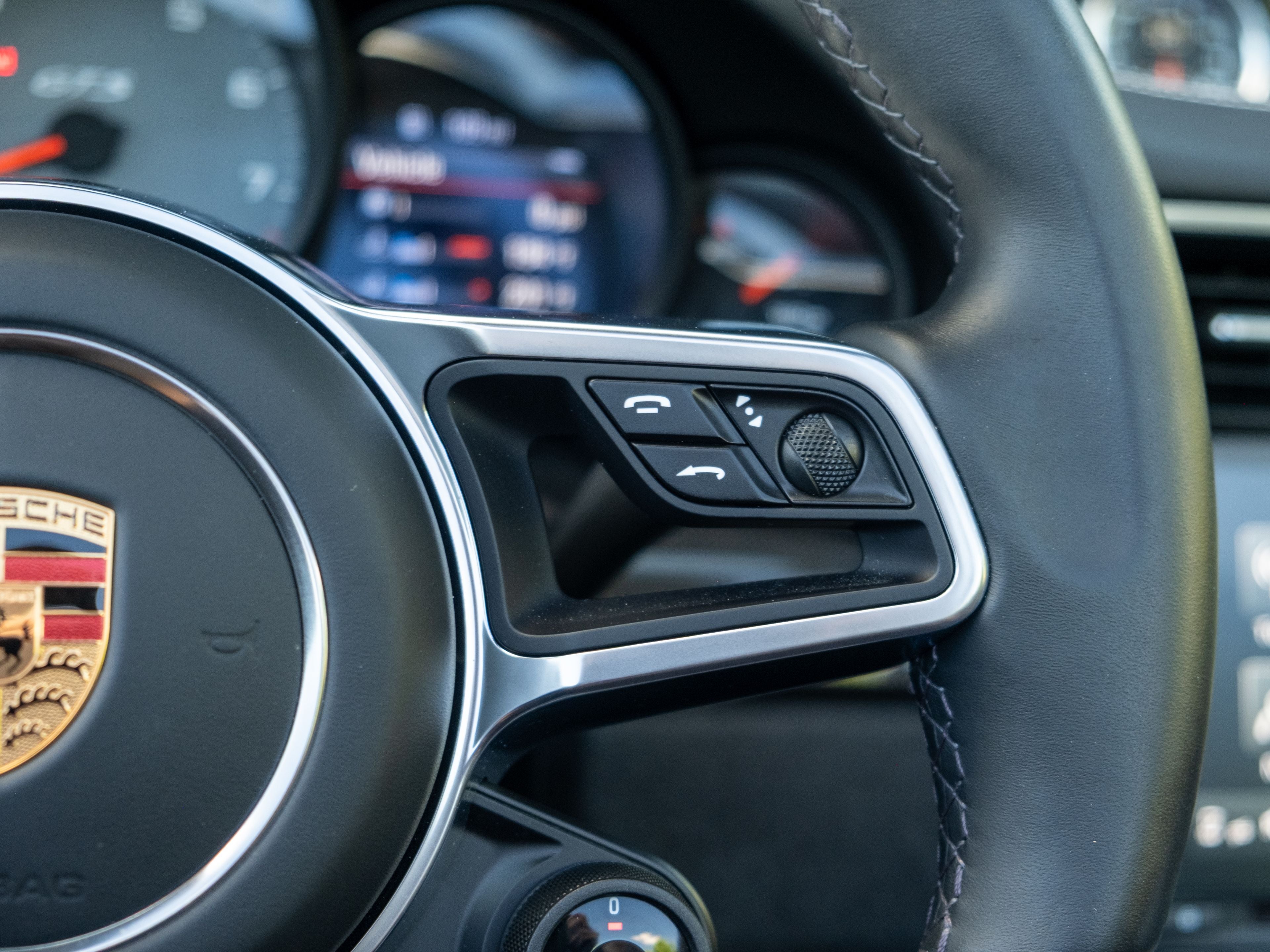 2018 Porsche 911 Carrera 4 GTS