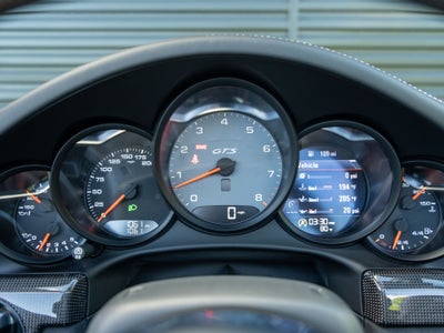 2018 Porsche 911 Carrera 4 GTS