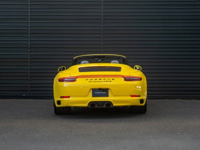 2018 Porsche 911 Carrera 4 GTS