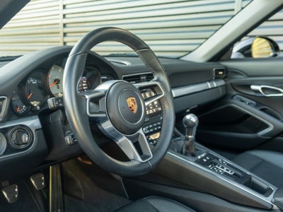 2017 Porsche 911 Carrera 4S